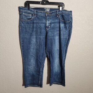 Old Navy The Flirt Jeans Womens 14 Denim Stretch Mid Rise Straight Crop Pants